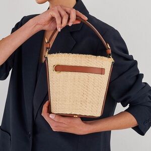 NWT Oroton Audrey Collectable Bucket Bag- neutral straw raffia / brown leather